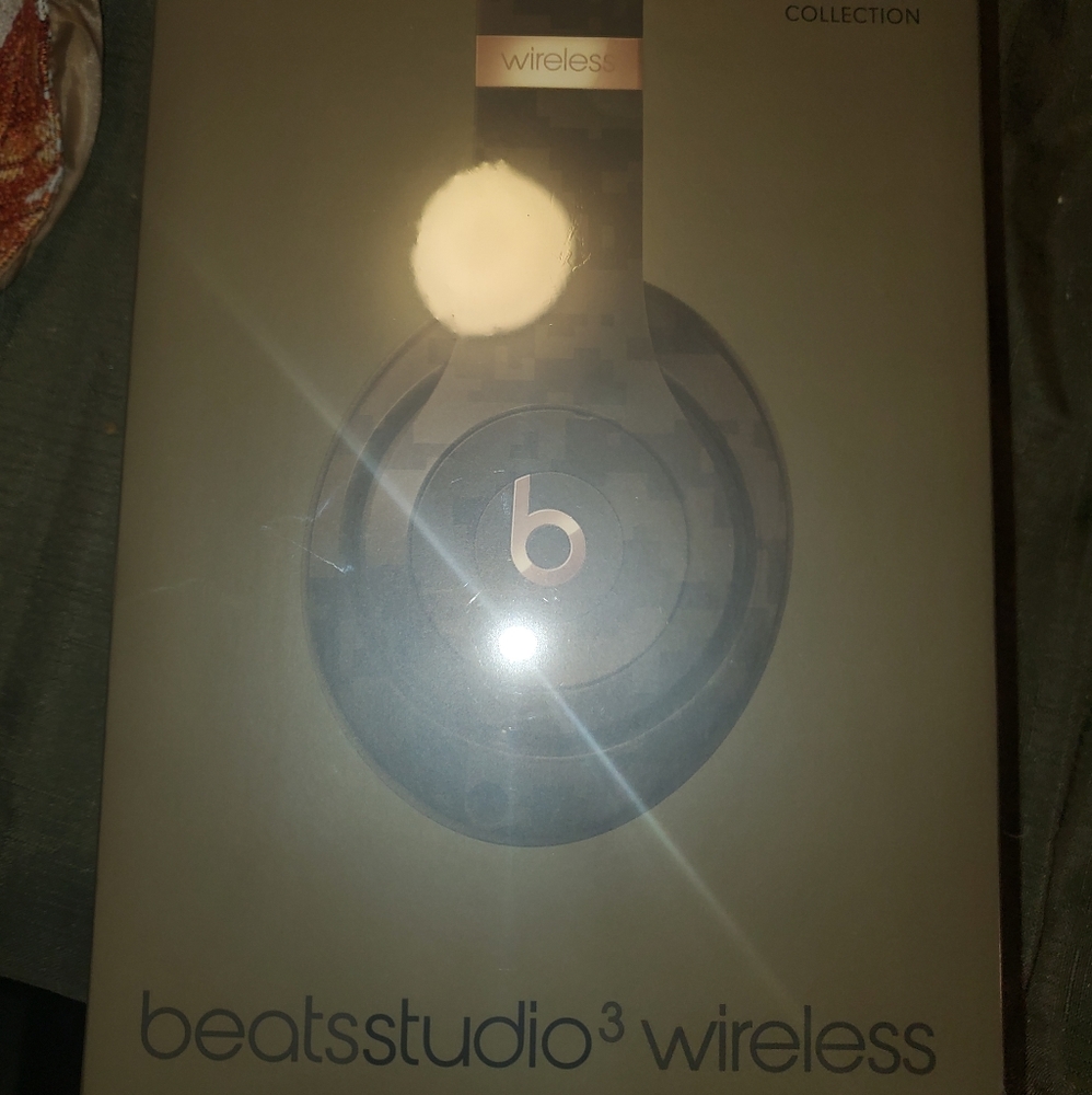 Beats Studio 3 wireless headphones
